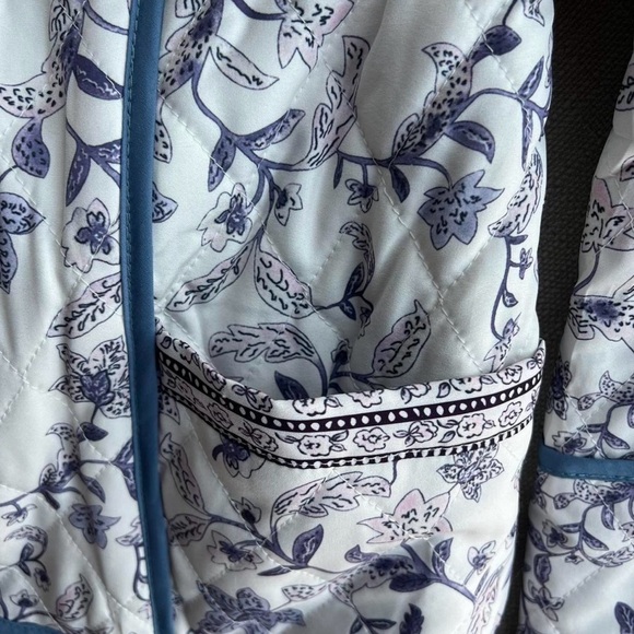 Floral Cropped Quilted Jacket - Blue/White - Picture 4 of 4